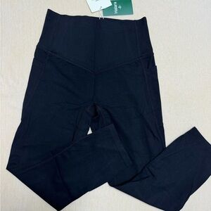 HALARA Black Leggings with Pockets